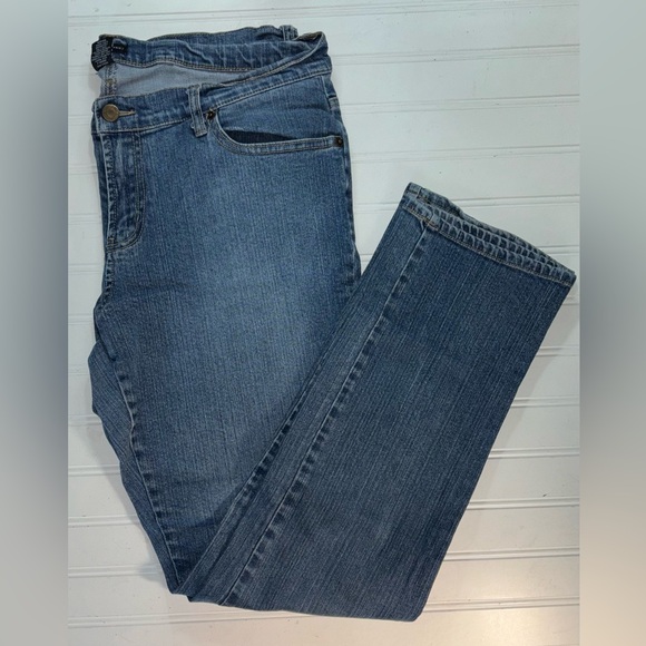 New York & Company Women's Size 16 Jeans W-38", I-31 Very Good Condition - Picture 1 of 7